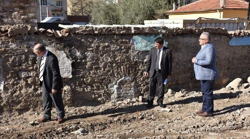 Şehzadeler, 438 Yıllık Tarihi &Ccedil;eşmeye Yeniden Hayat Veriyor