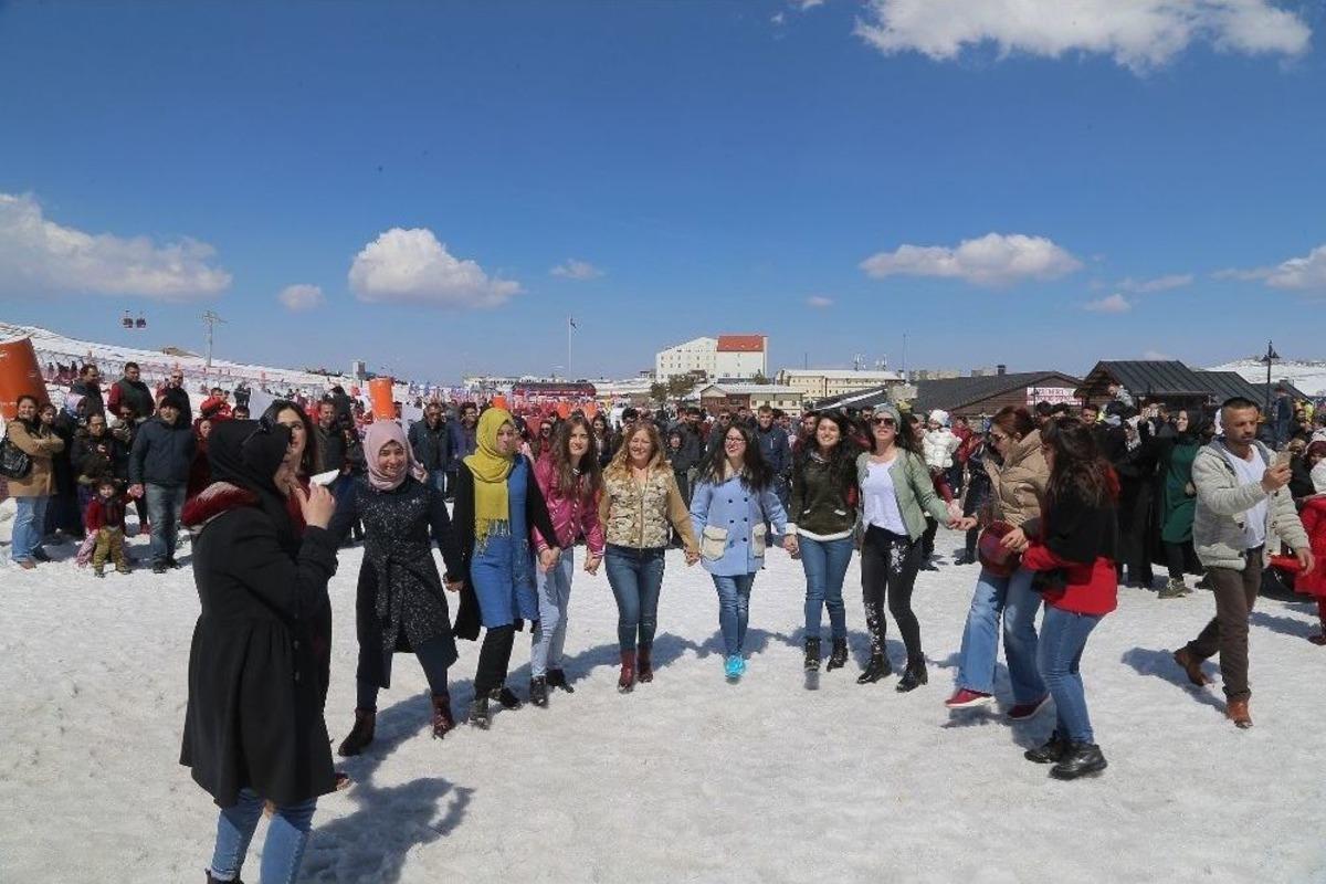 Erciyes 7. Uluslararası Engelliler Kar Festivali Yapıldı
