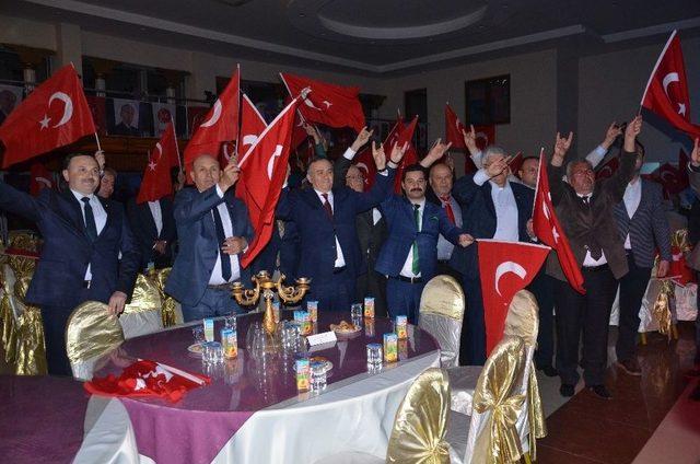 Mhp’li Akçay’dan Soma’da Referandum Çalışması