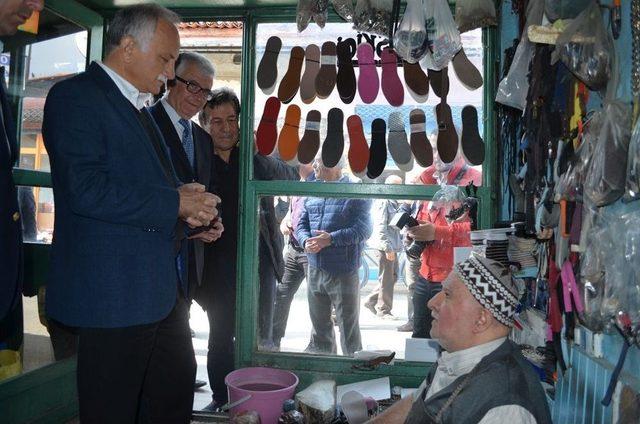 Başkan Karabağ’dan Kula’da Referandum Çalışması