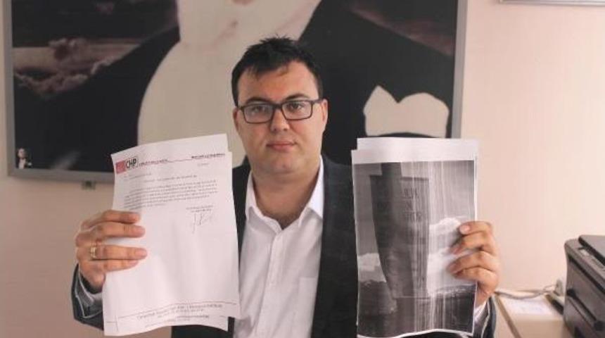 Chp, 'evet' Afişlerini Şikayet Etti: Se&ccedil;im Kanununa Aykırı