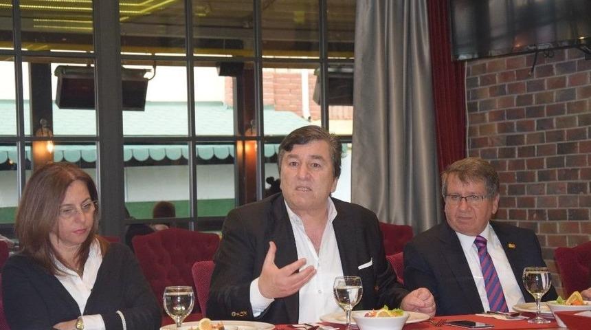 Tsyd Genel Başkanı Oğuz Tongsir Spor Basını İle Bir Araya Geldi