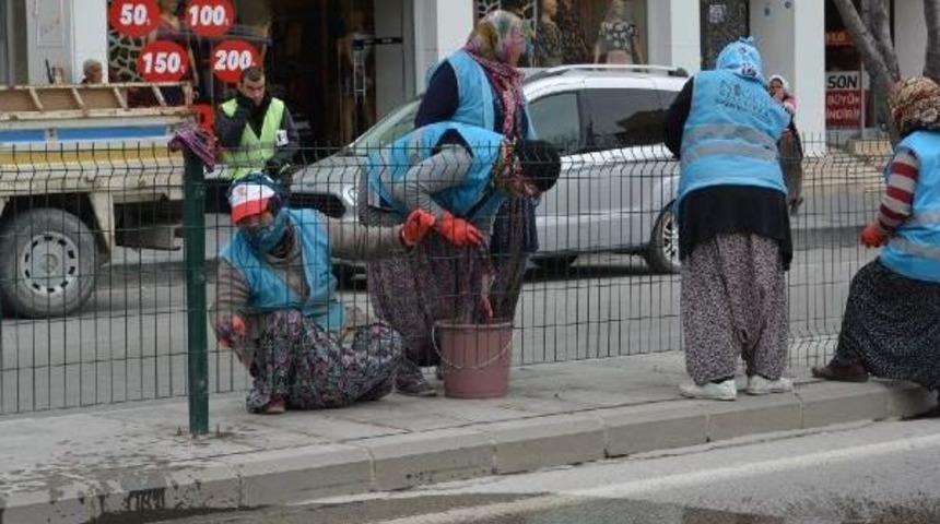 Başbakan I&ccedil;in Ref&uuml;j Temizliği