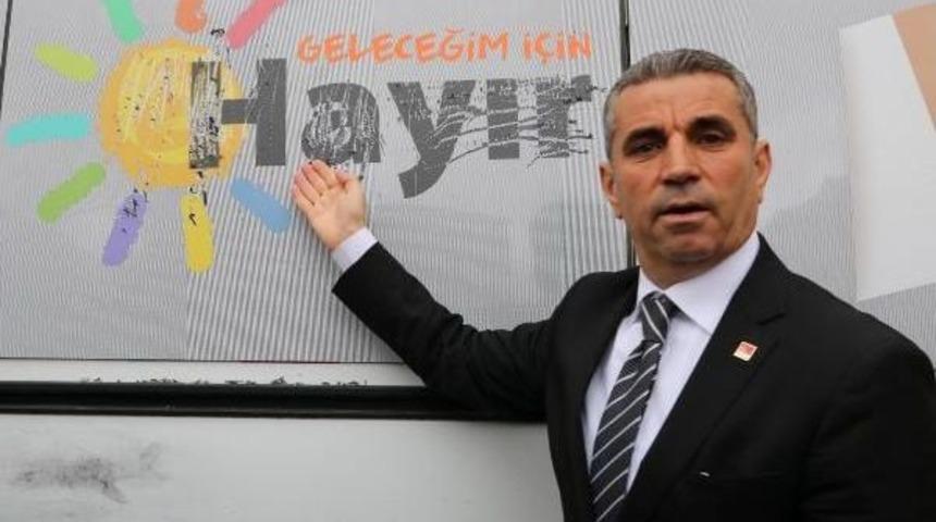 Chp'nin Referandum Aracına Saldırı