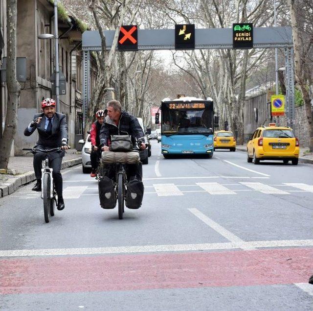 Alman Peter Smolka, Bisikletiyle 4 Yıldır Dünya Turu Yapıyor