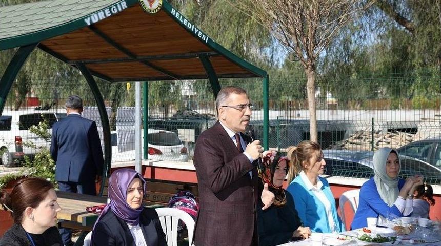 &Ccedil;elikcan: "hizmetlerin Devamı İ&ccedil;in &rsquo;evet&rsquo; Demeliyiz"