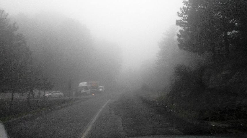 Kazdağları&rsquo;nda Bulut Ge&ccedil;işleri S&uuml;r&uuml;c&uuml;leri Zor Durumda Bırakıyor