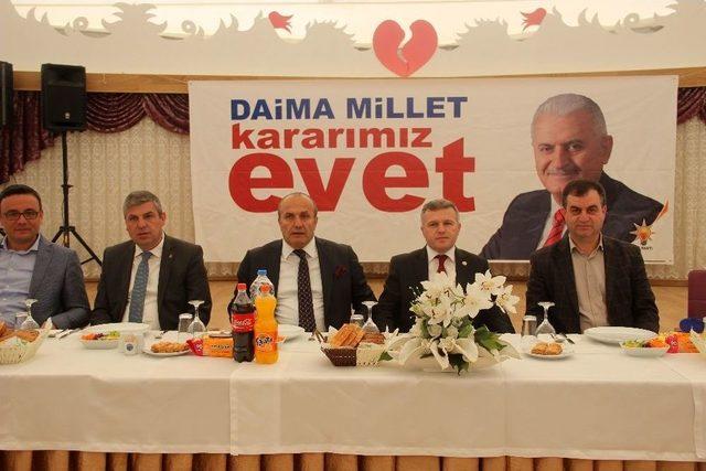 Taşköprü’de Muhtarlara Referandum Anlatıldı