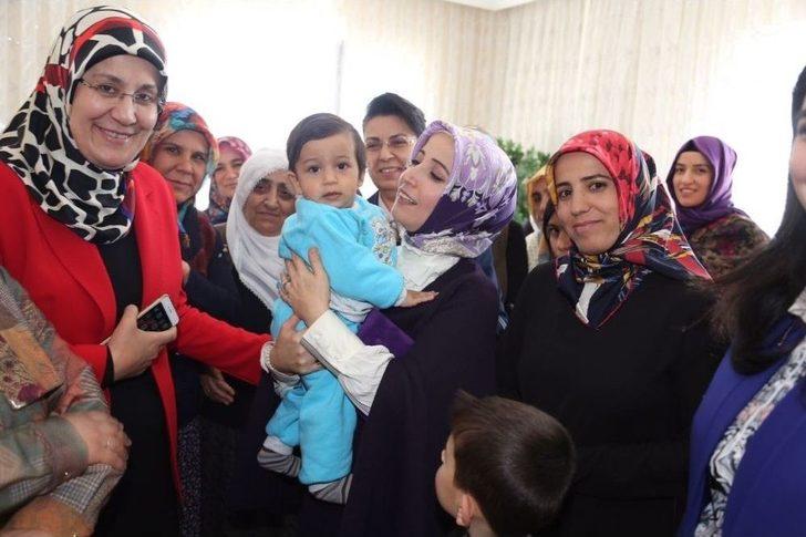 Esra Tüfenkci’yi Duygulandıran Çocuk G1