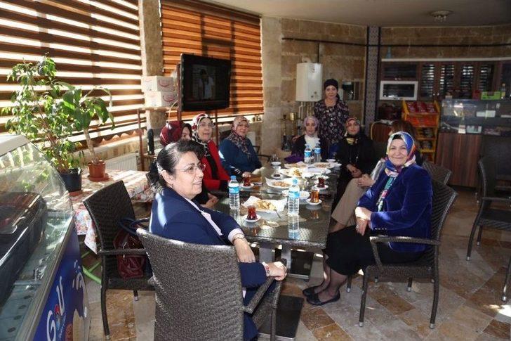 Esra Tüfenkci’yi Duygulandıran Çocuk G2