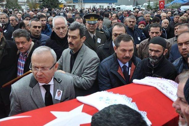 Kalp Krizinden Ölen Gazi Polis Son Yolculuğuna Uğurlandı