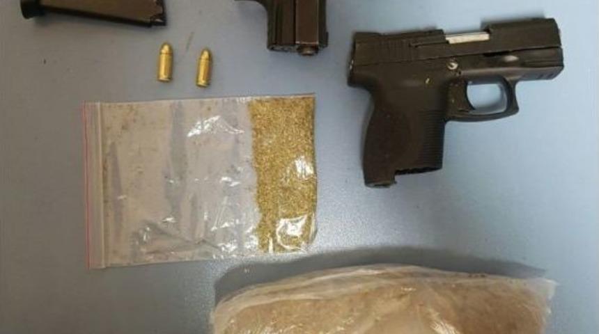 Bursa&rsquo;da 1 Haftada 46 Kilo Esrar Ele Ge&ccedil;irildi