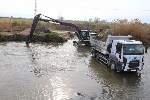 Derelerden 130 Bin Ton Çöp Çıkarıldı