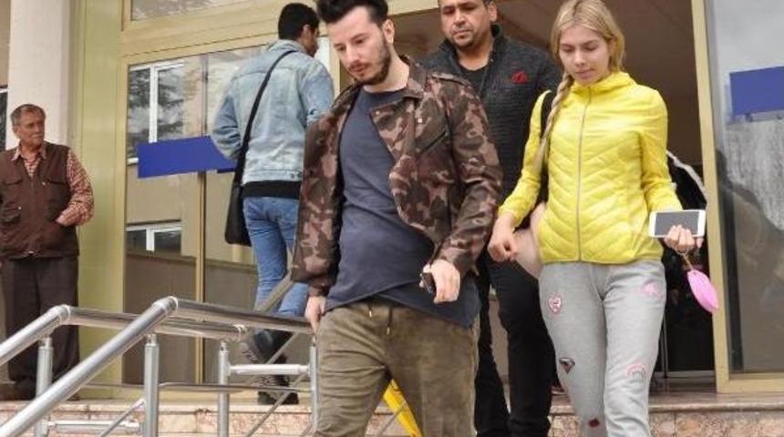 Eskişehir'de Bı&ccedil;aklanan Dj, Besteci Karaduman Hastaneden Taburcu Oldu