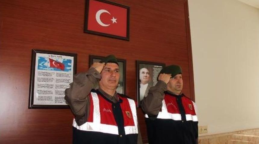 Engelli Kardeşlerin Askerlik Mutluluğu