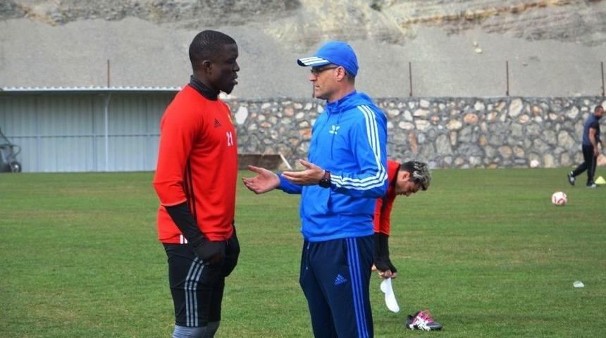 Evkur Yeni Malatyaspor&rsquo;da Ayite Ve Sadık Sevinci