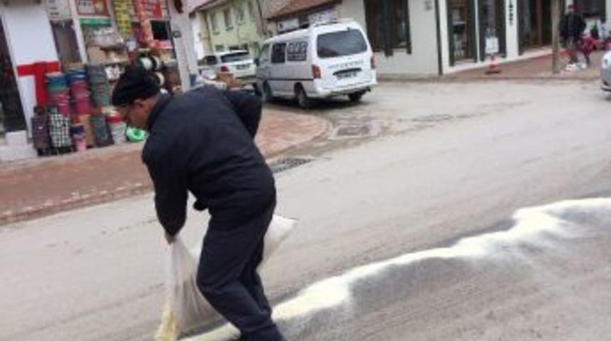 Kara Yolu Yağ Pistine D&ouml;nd&uuml;