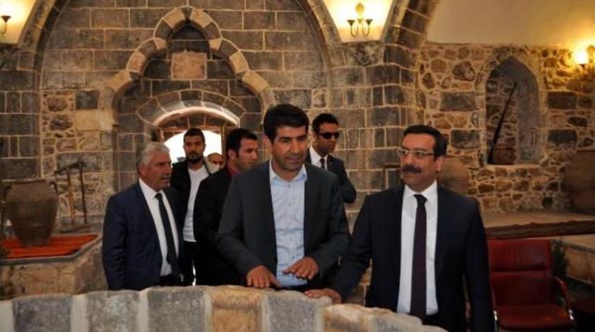 Başkanvekili Atilla, &Ccedil;ermik Esnafını Ziyaret Etti