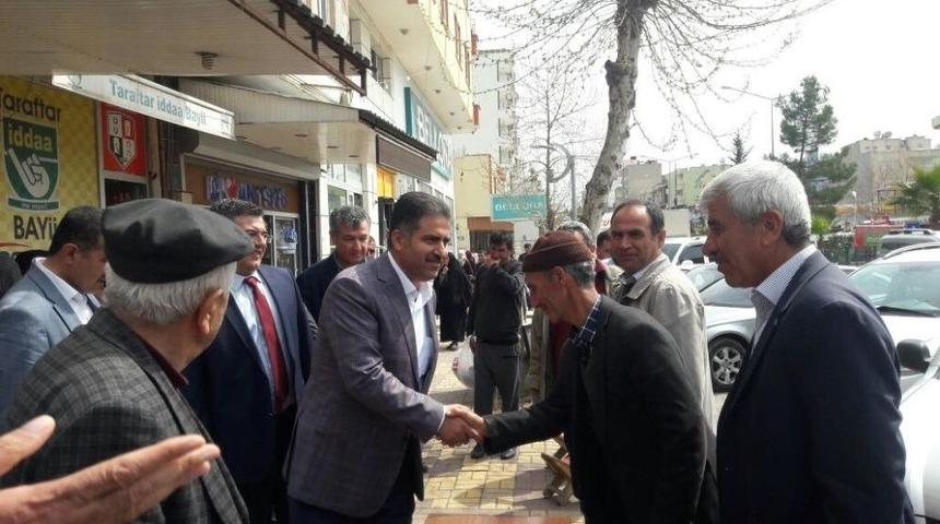 Milletvekili Fırat Referandum &Ccedil;alışmalarını Kahta İl&ccedil;esinde S&uuml;rd&uuml;rd&uuml;