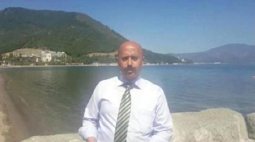 Marmaris'te Deniz Kıyısı Polenle Kaplandı