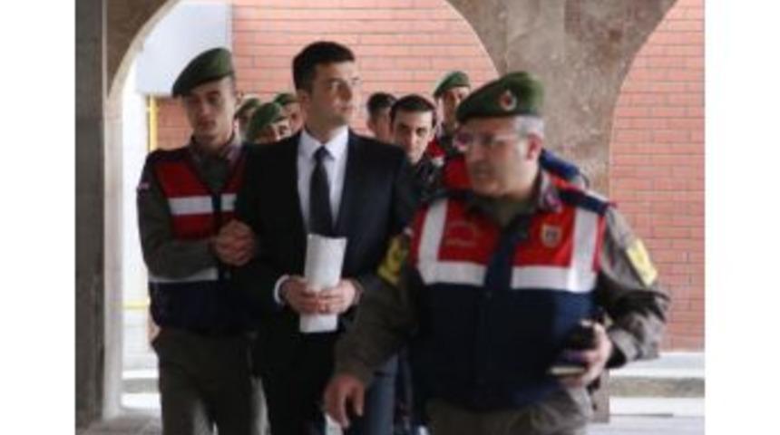 Isparta'da 21 Sanıklı Fet&ouml; Davası Başladı