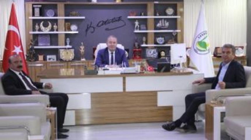 K&ouml;se Ve Erayhan&rsquo;dan Başkan Şahiner&rsquo;e Ziyaret