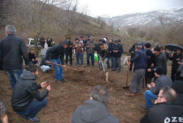 Genç Gazetecinin Acı Günü