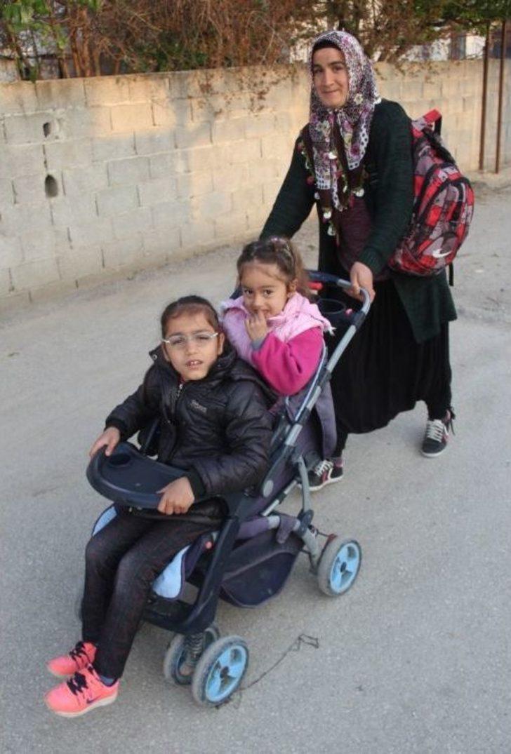 (özel Haber) Engelli Kızıyla Birlikte Okuma-yazma Öğrendi G5