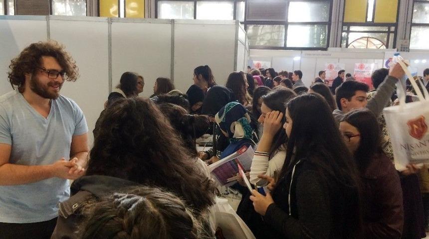 &Uuml;niversite Tercihlerinde Dil İmkanları &Ouml;n Planda Tutuluyor