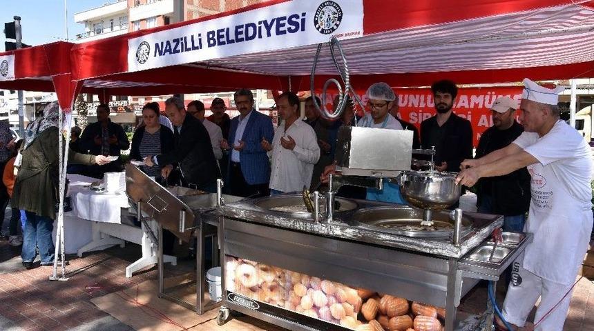 Nazilli Belediyesi, Yazıcıoğlu Ve Arkadaşları İ&ccedil;in Lokma D&ouml;kt&uuml;r&uuml;p Mevlit Okuttu