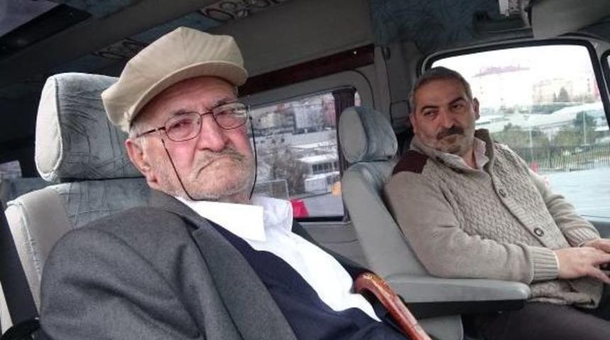 Evde Uyuyamayan 80 Yaşındaki Babaya Servisle Uyku &Ccedil;aresi