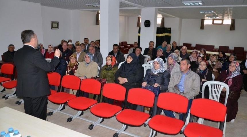 Umrecilere Bilgilendirme Seminerleri D&uuml;zenleniyor