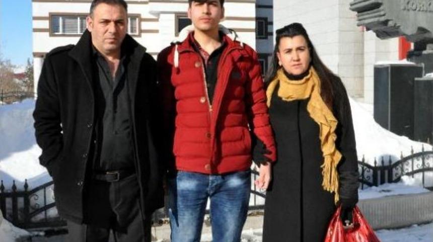 Sınıf Arkadaşını Bı&ccedil;aklayana 6 Yıl Hapis