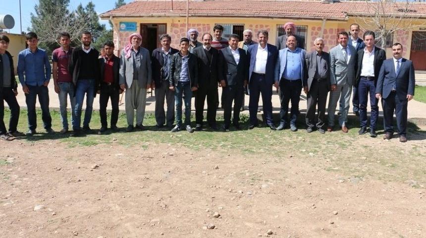 Başkan Ayhan, Referandum Turunu S&uuml;rd&uuml;r&uuml;yor