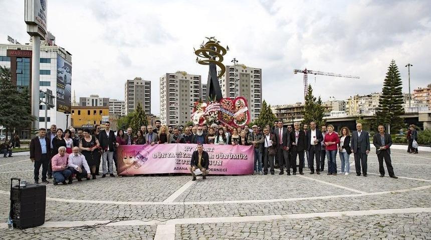 Tiyatrocular Dünya Tiyatrolar Günü’nü Kutladı