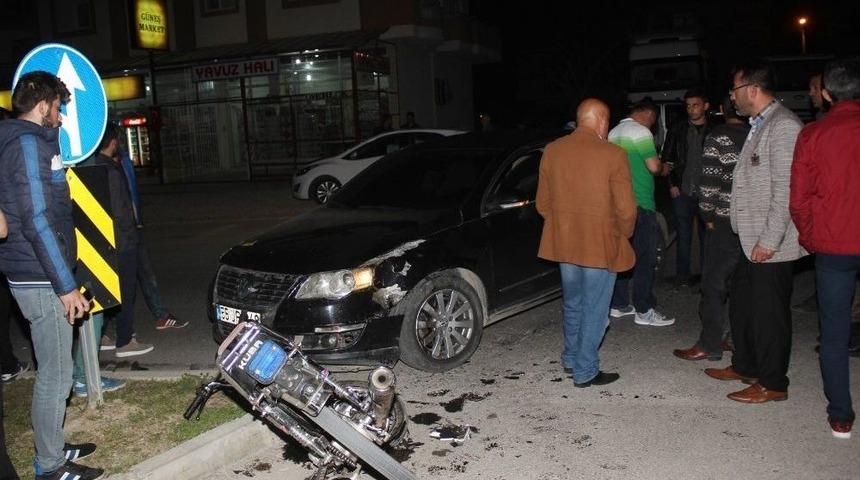 Antalya&rsquo;da Motosiklet Kazası: 2 Yaralı