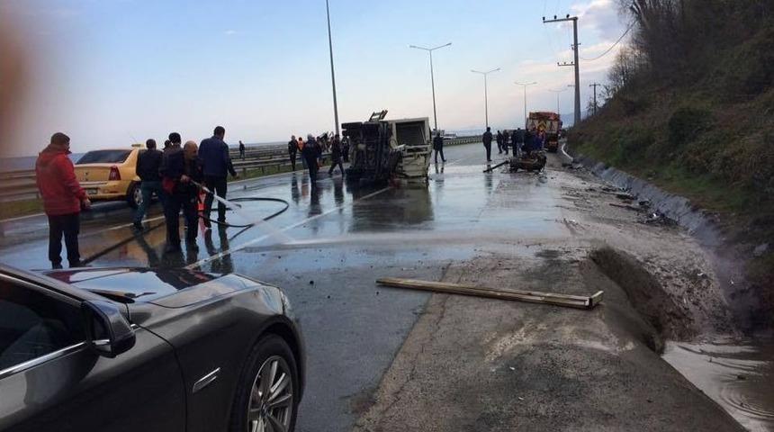 Rize&rsquo;de Trafik Kazası: 1 &Ouml;l&uuml;, 1 Ağır Yaralı
