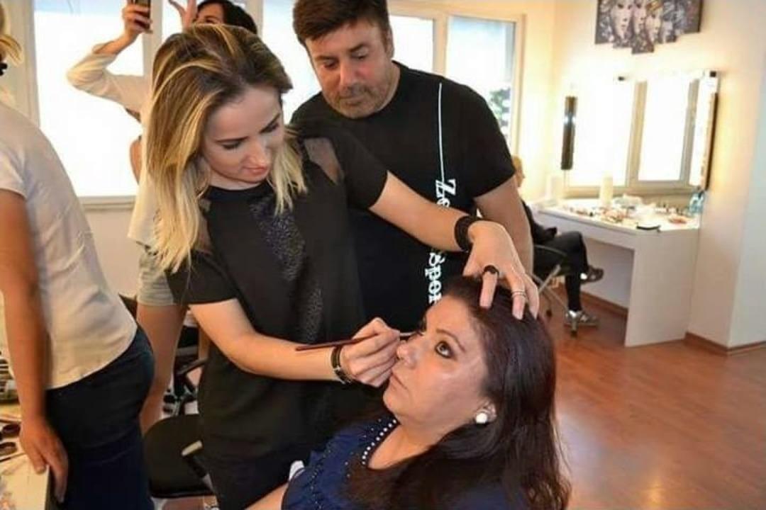 &Uuml;nl&uuml; Sanat&ccedil;ıları O Hazırlıyor