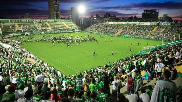 Chapecoense Uçak Kazası Felaketinden Sonra İlk Kez Sahada