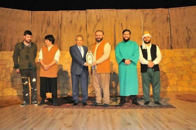 Akşehir’de, Dünya Tiyatro Günü Etkinliği