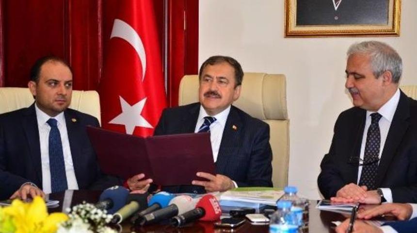 Bakan Eroğlu: Spil Dağı'nda 1 Hafta Kalan 5 Yaş Gen&ccedil;leşir