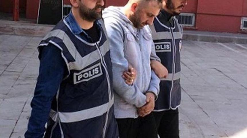 Evli Hırsız, &Ccedil;aldığı Kolyeyi Sevgilisine Hediye Etmiş