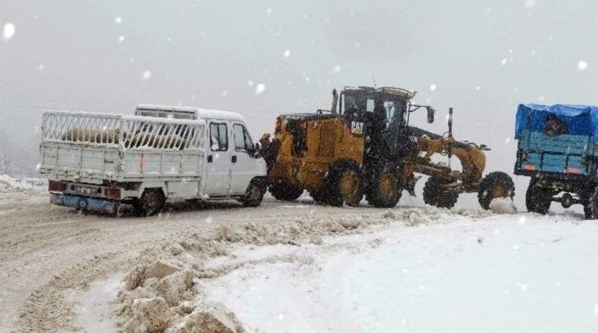 Kastamonu&rsquo;da Kar Yağışı Etkili Oluyor