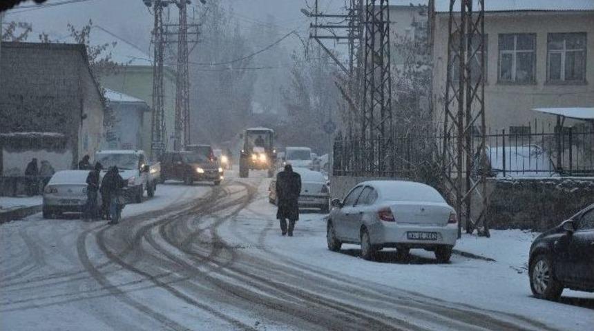 Bulanık&rsquo;ta Kar Yağışı