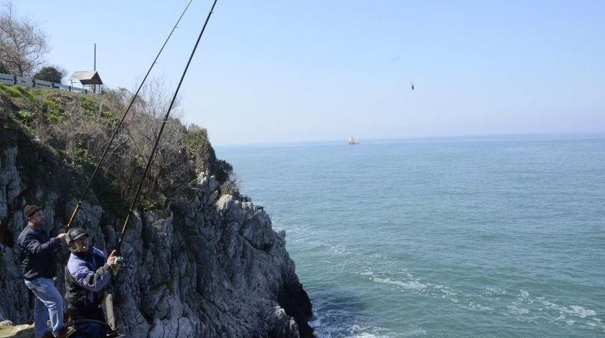 Amat&ouml;r Balık&ccedil;ıların Tehlikeli Balık Avı