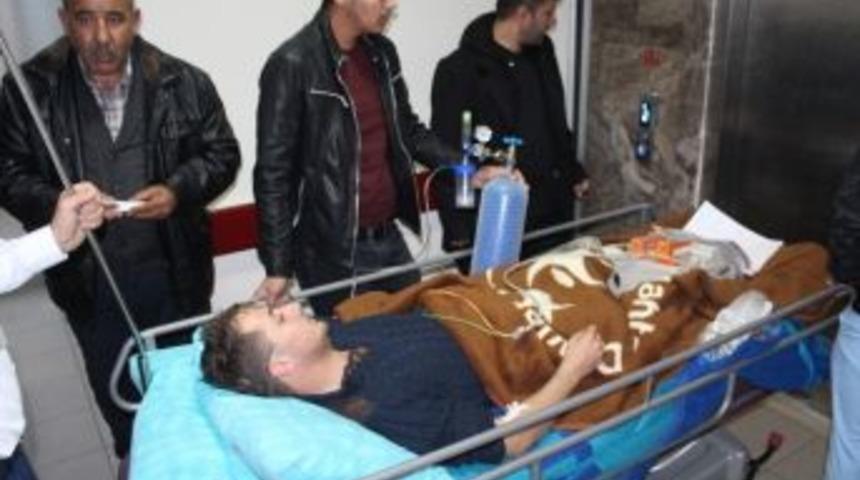 Nemrut Dağı G&uuml;venlik G&ouml;revlisi Donarak &Ouml;lmekten Son Anda Kurtarıldı