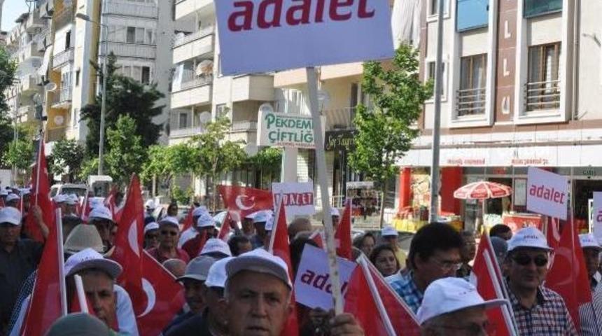 Chp Denizli'den 3 Kilometrelik Destek Y&uuml;r&uuml;y&uuml;ş&uuml;