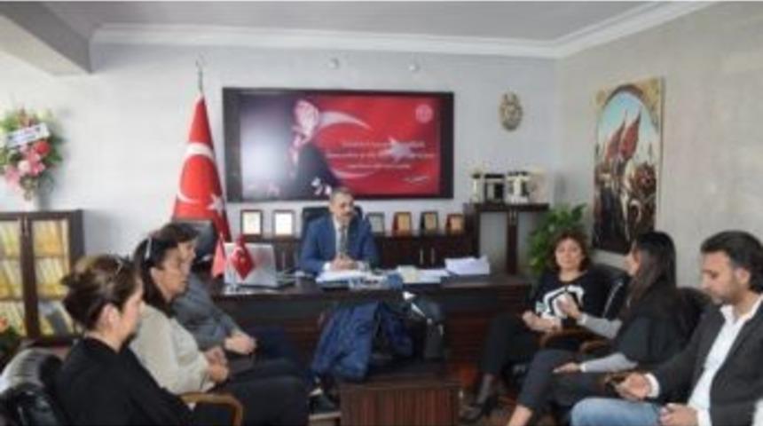 &Ouml;ğrenci Velilerinden Besni&rsquo;ye Okul Yaptırma S&ouml;z&uuml;