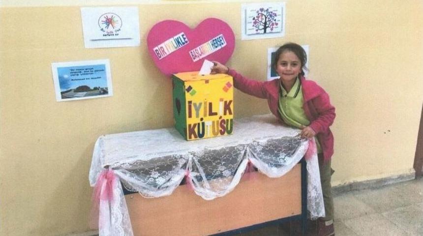 Avni Akyol’dan İyilik Kutusu Projesi