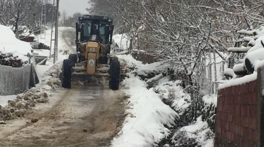 &Ccedil;anakkale&rsquo;de K&ouml;y Yollarını A&ccedil;ık Tutmak İ&ccedil;in &Ouml;zel İdare Seferber Oldu